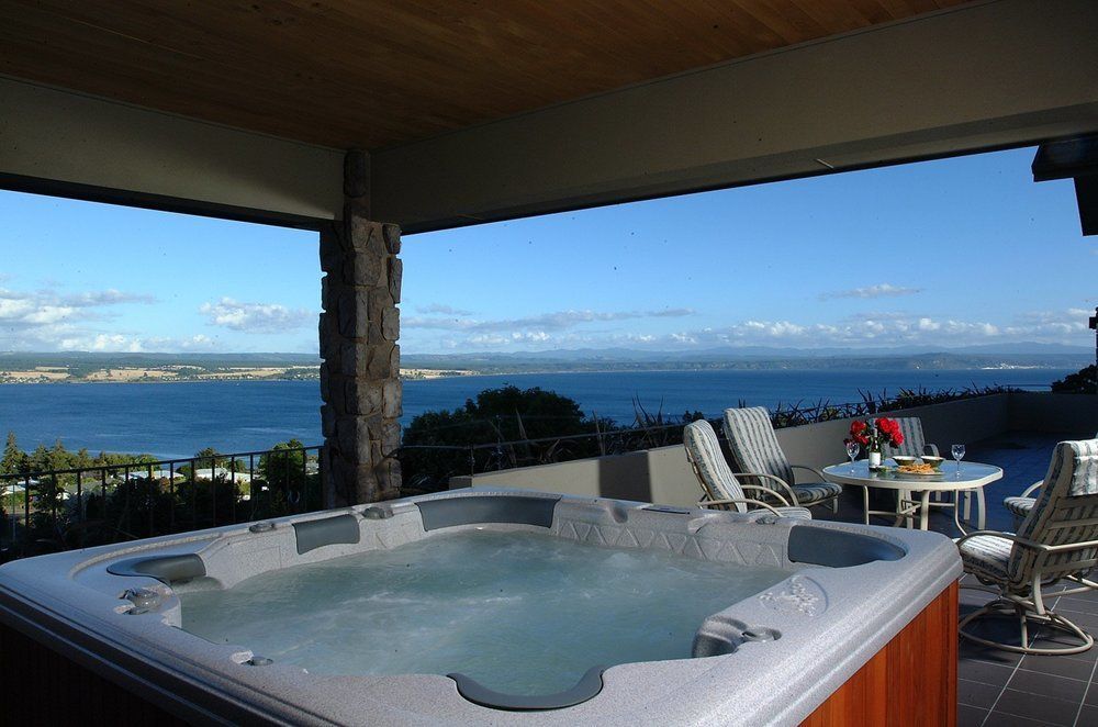 Tauhara Sunrise Lodge Taupomeer Buitenkant foto