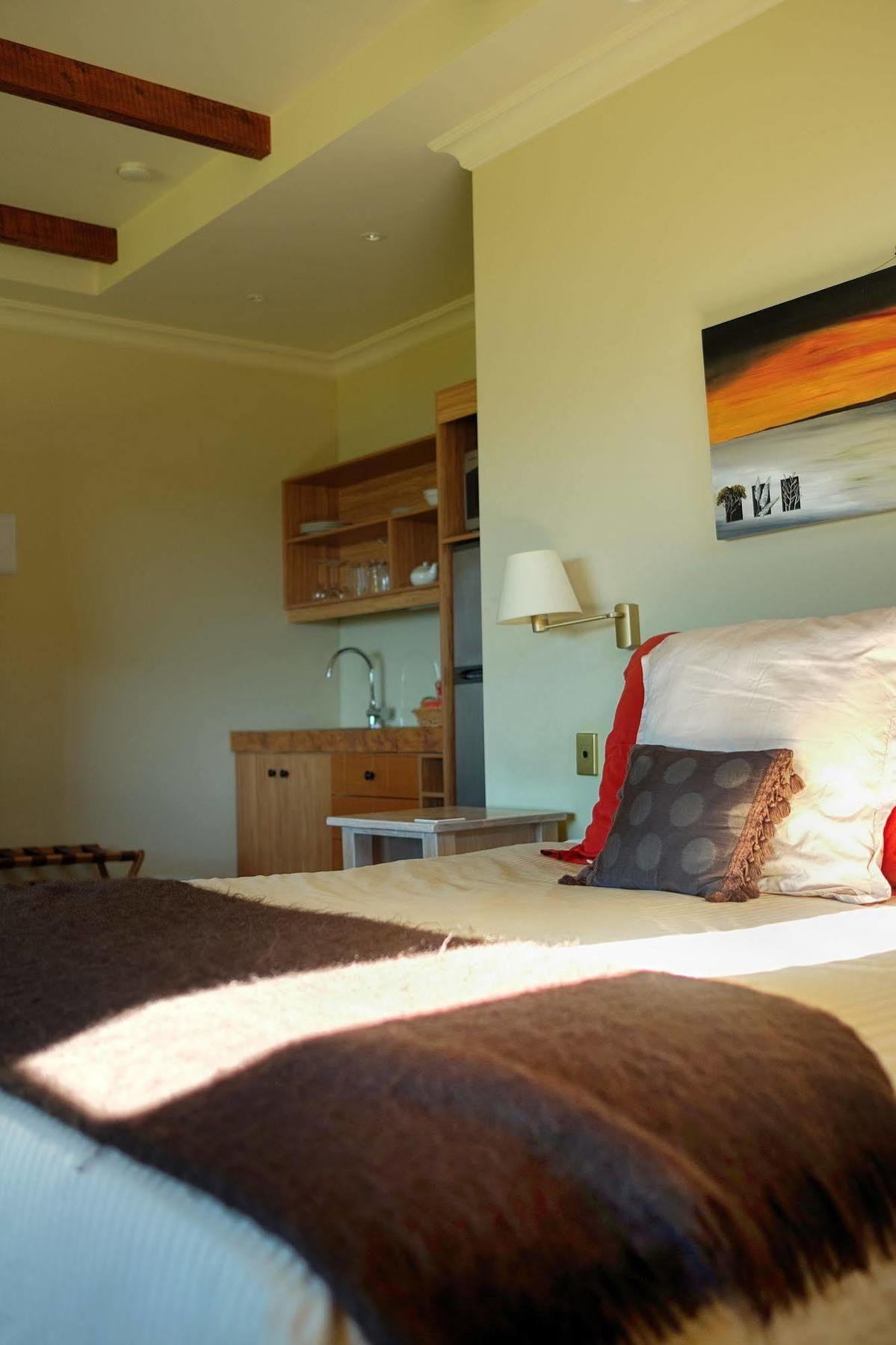 Tauhara Sunrise Lodge Taupomeer Buitenkant foto